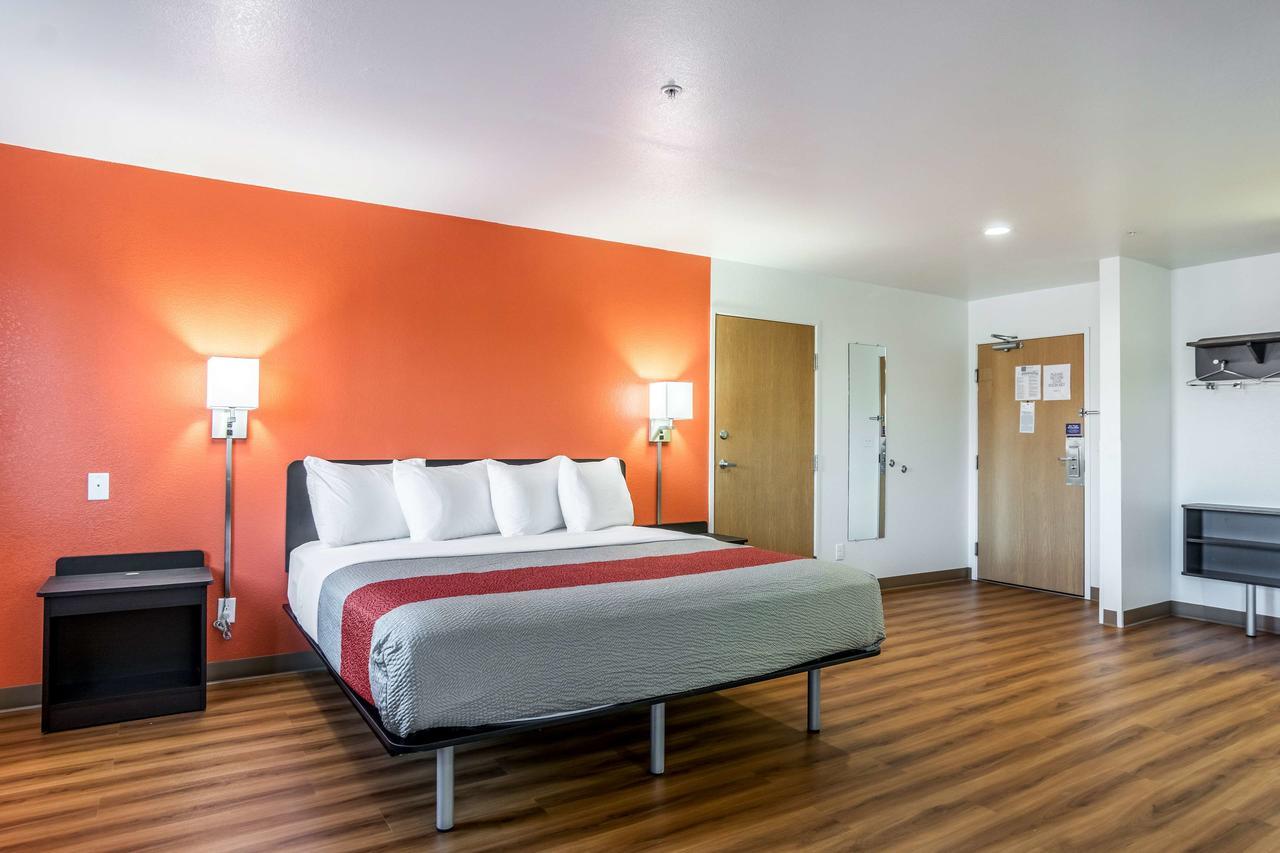Motel 6-Barkeyville, Pa מראה חיצוני תמונה